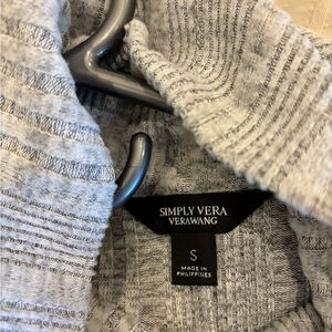 Simply Vera Vera Wang Light Gray Ribbed Sweater